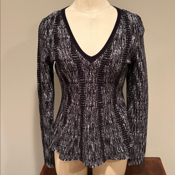 White House Black Market Peplum Long Sleeve Sweater Size S - Picture 2 of 12